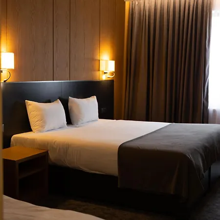 酒店 Gazda Hotel&restaurant - Self Chek-in 3*