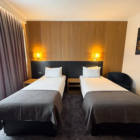 Gazda Hotel&restaurant - Self Chek-in 호텔 3*