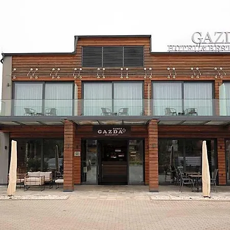 Gazda Hotel&restaurant - Self Chek-in 호텔 3*