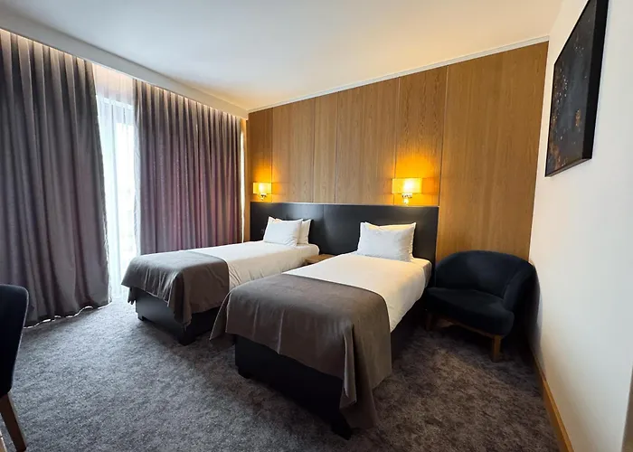 Gazda Hotel&restaurant - Self Chek-in Отель Jesenice (Pribram)